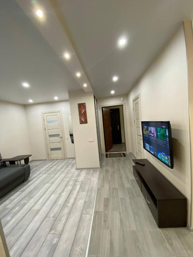 Замечательная Евродвушка Район Теремков 209 Kyiv Exterior foto